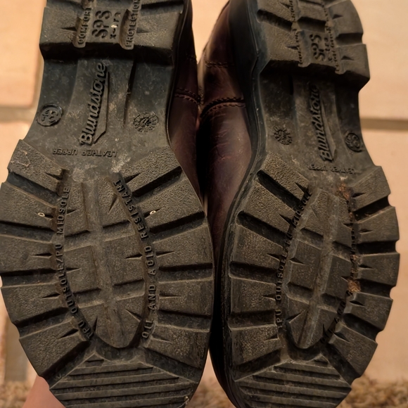 Blundstone Women's Dark Brown Leather Boots - Picture 2 of 3